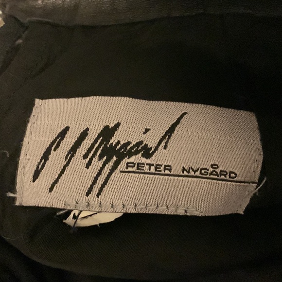 Gorgeous unique leather skirt! - Picture 5 of 5